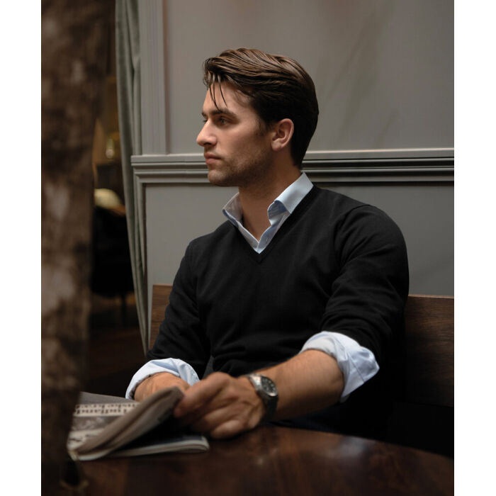 Brighton – elegant v-neck knit Thumbnail