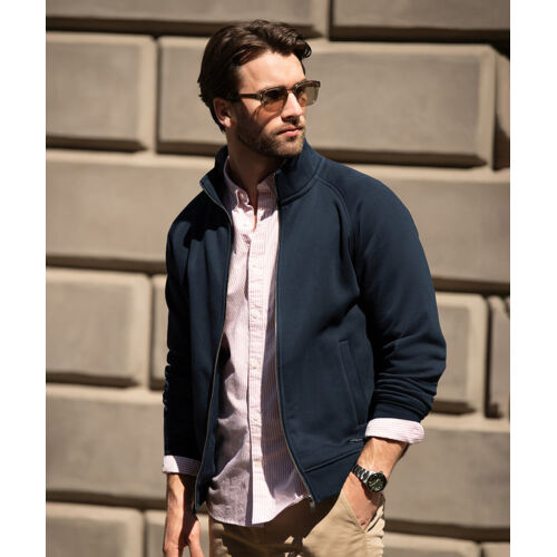 Cambridge – fashionable trainer Thumbnail