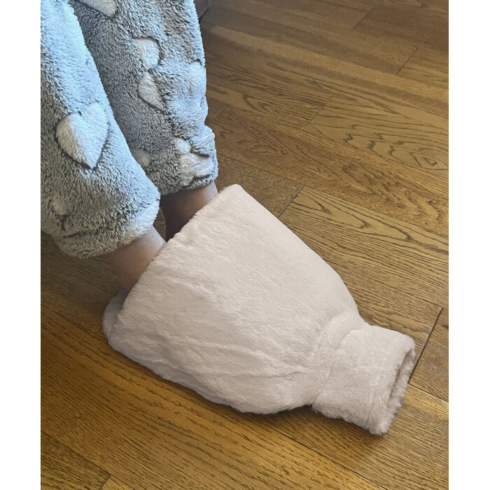Luxury foot hot water bottle and cover in plush faux fur Thumbnail