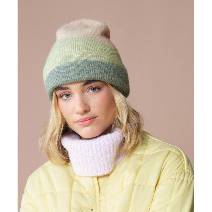 Soft wave beanie Thumbnail