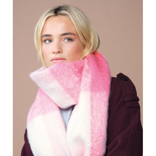 Fluffy check scarf Thumbnail