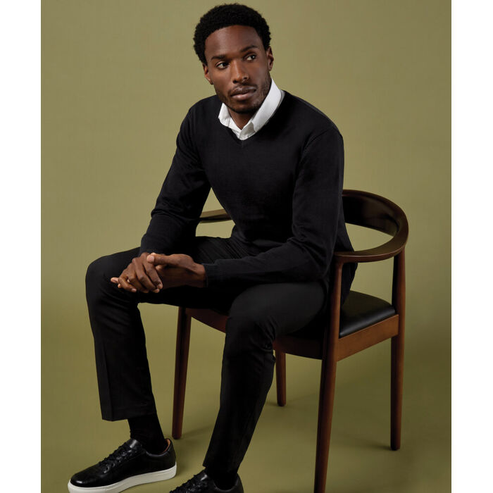 Arundel v-neck sweater long sleeve (classic fit) Thumbnail