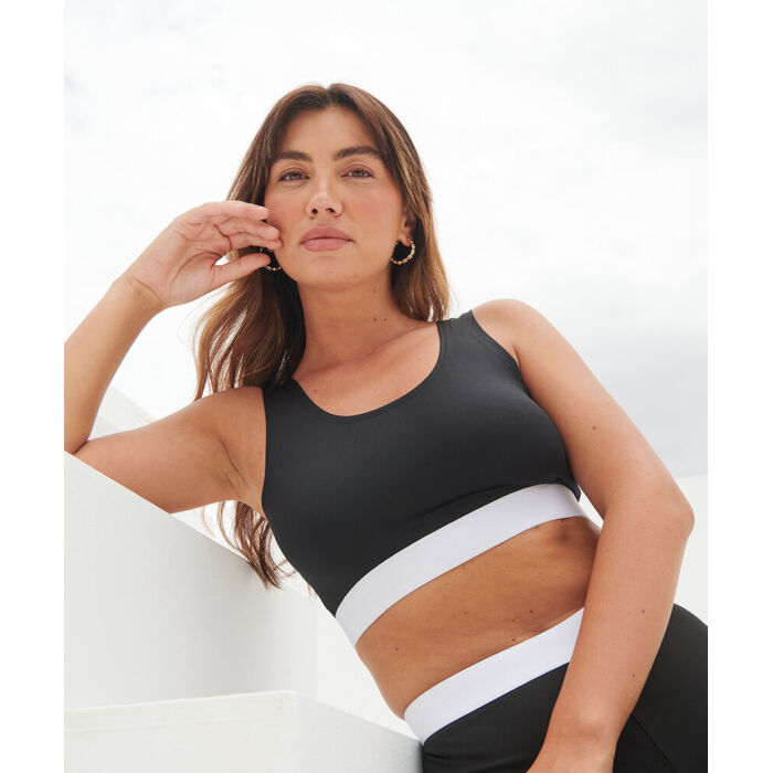 Women's fashion crop top Thumbnail