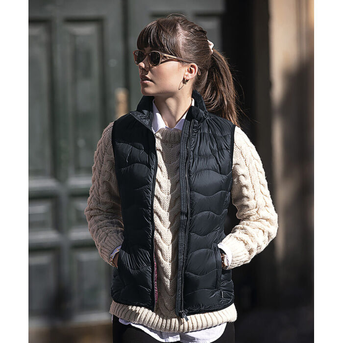 Women’s Vermont – versatile down gilet Thumbnail