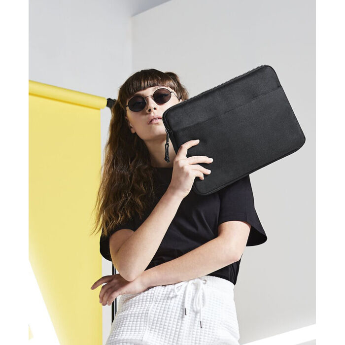 "Essential 13" laptop case" Thumbnail